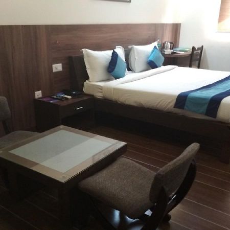 Hotel Mint Koregaon Park Poona Buitenkant foto