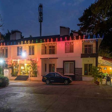 Hotel Mint Koregaon Park Poona Buitenkant foto