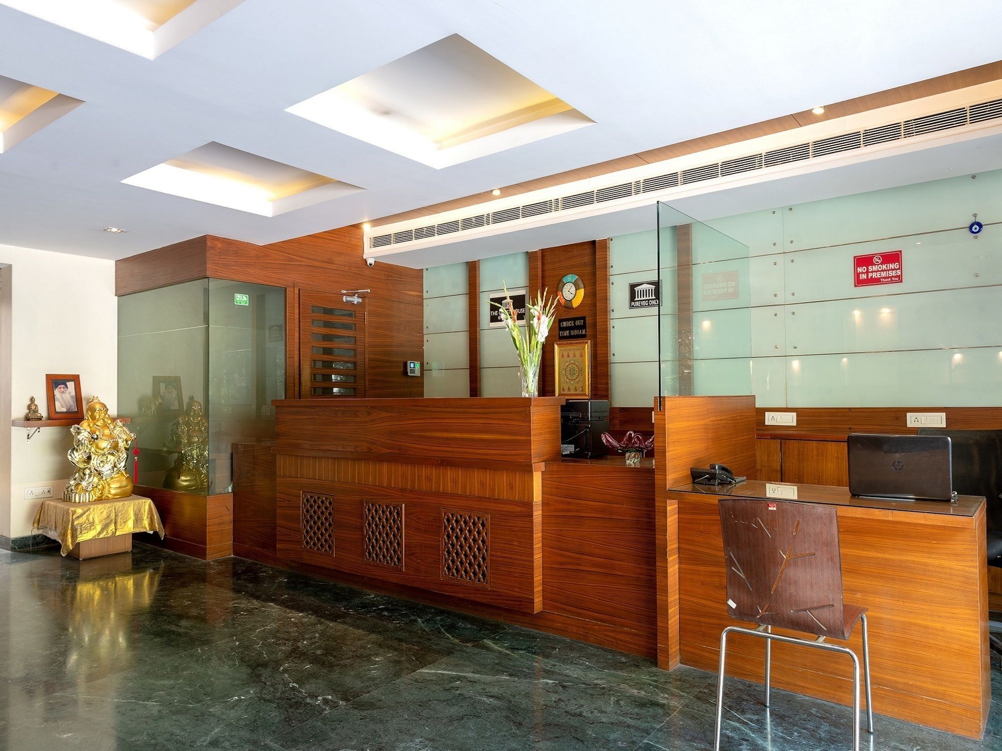 Hotel Mint Koregaon Park Poona Buitenkant foto